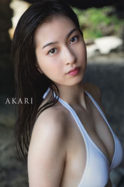 8x8x丝袜美女